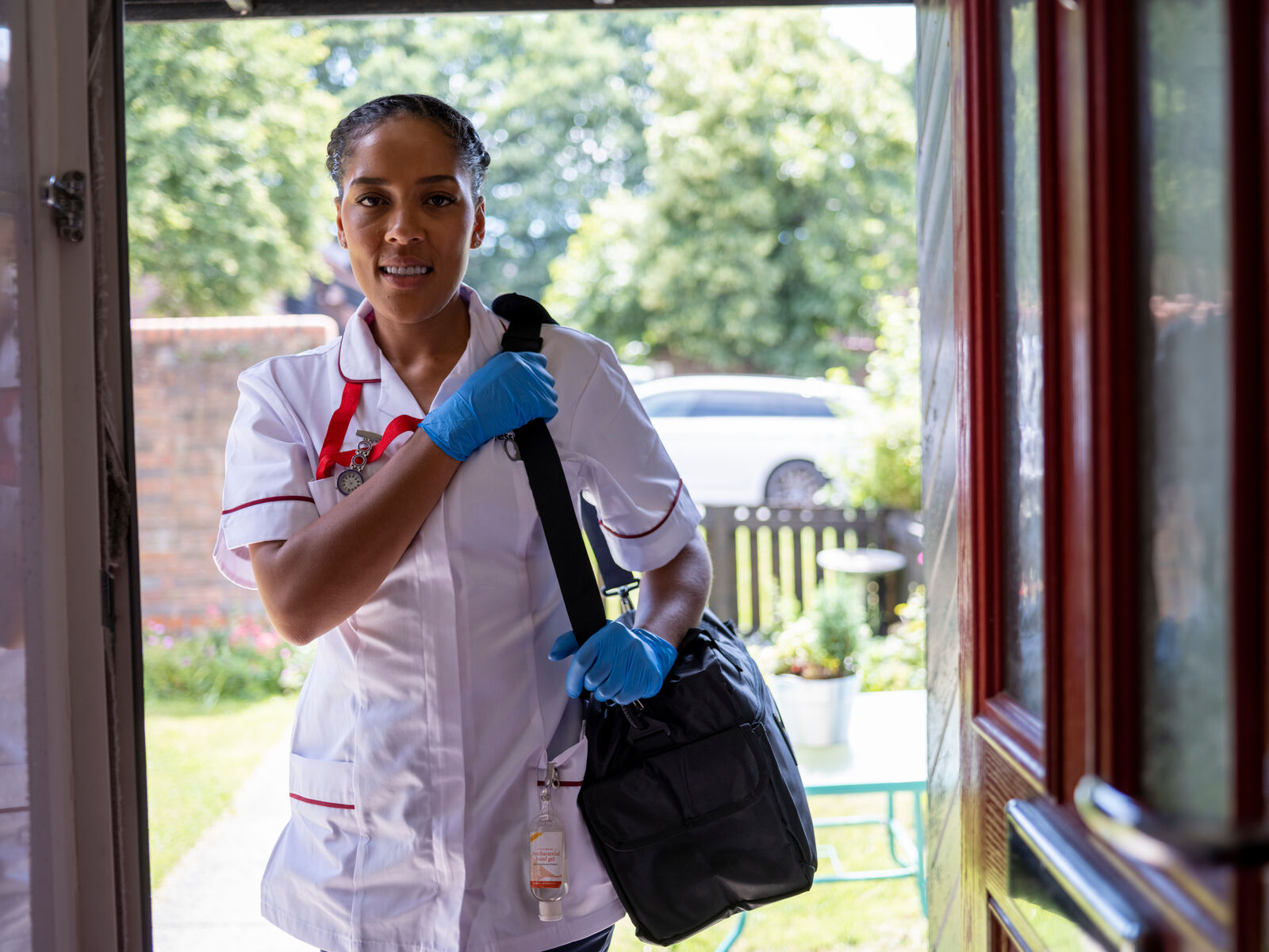 Nurse ready to provide home visits in the Puget Sound region